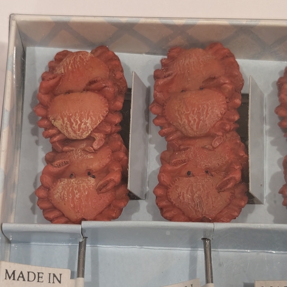Boston Warehouse Crab Picks, Set of 4 New in Box - Picture 4 of 8